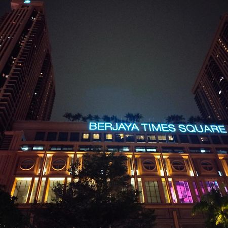 Times Square Grand Service Suite Куала-Лумпур Экстерьер фото
